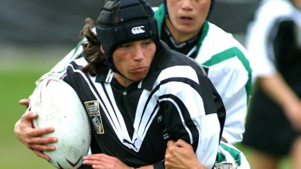 Lorina Papali'i in action for the Kiwi Ferns, whom she represented from 1994 to 2005.